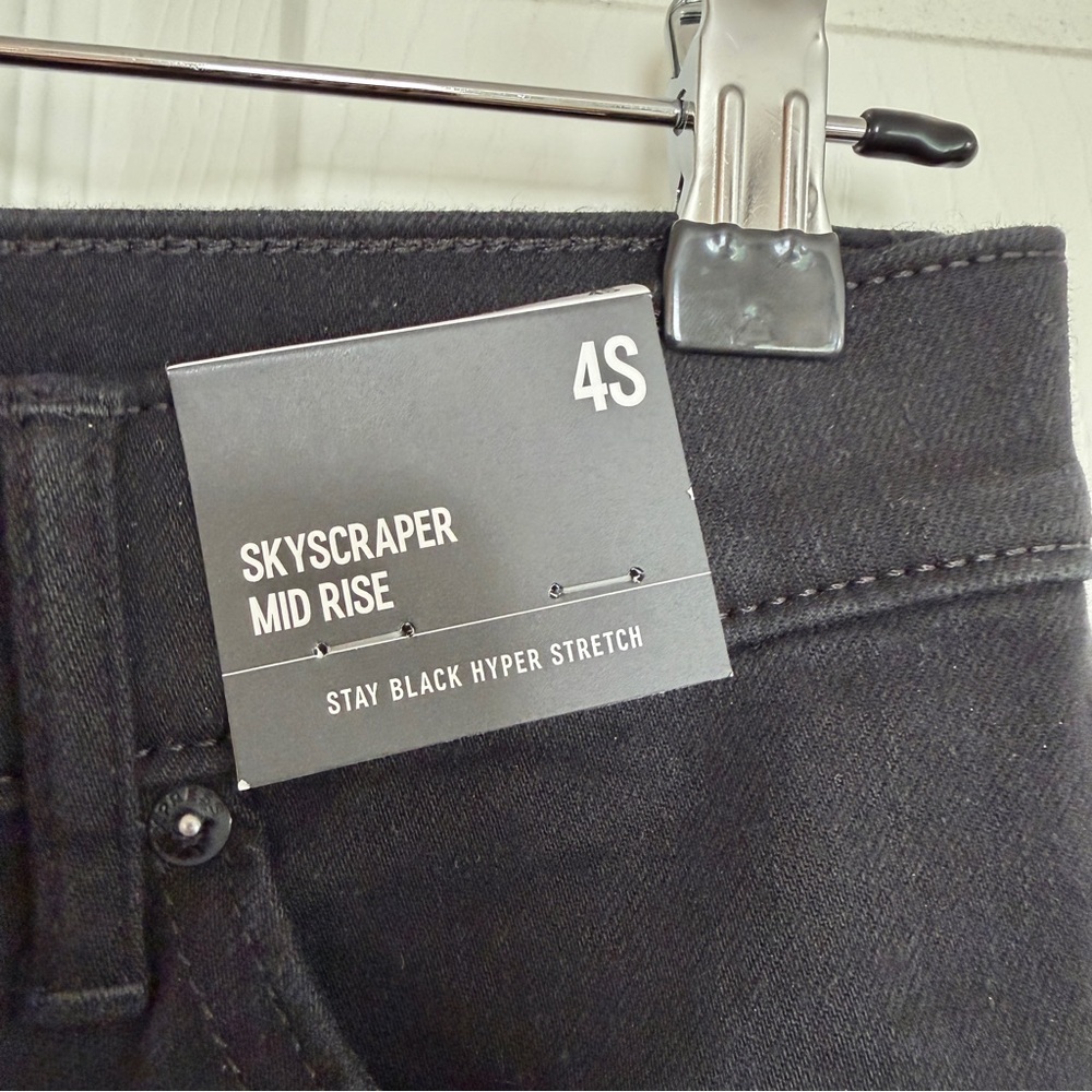 EXPRESS Skyscraper Mid Rise Stay Black Jeans Size 4 Short 4S - Picture 11 of 15